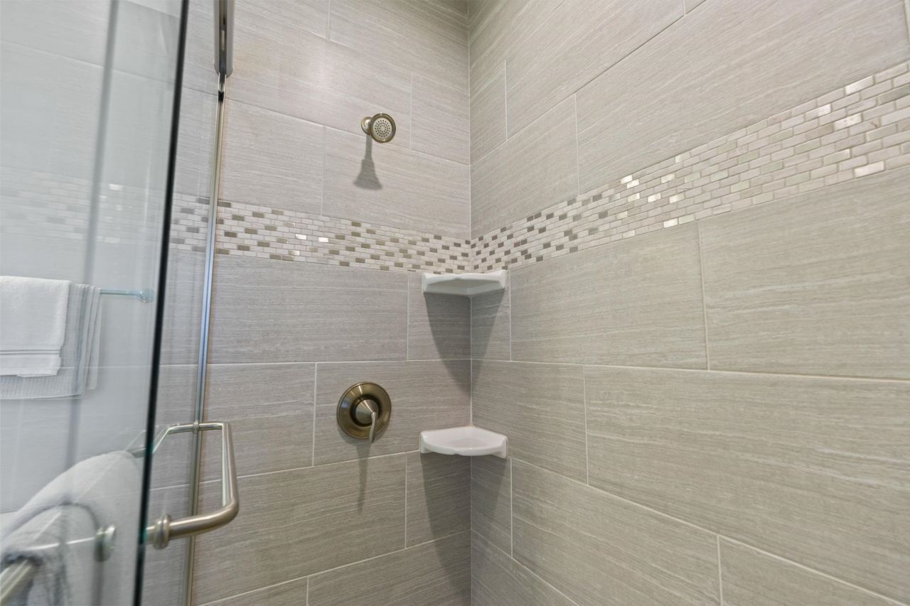 932 Leah Jayne Ln. Photo 28