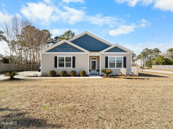 213 Cheswick Drive, Holly Ridge, NC 28445