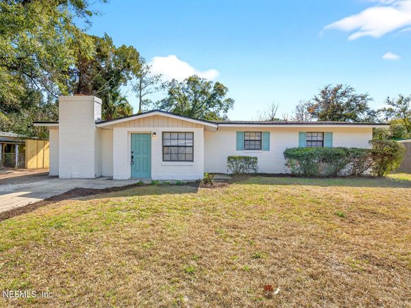 7944 GUERAD Drive N, Jacksonville, FL 32210