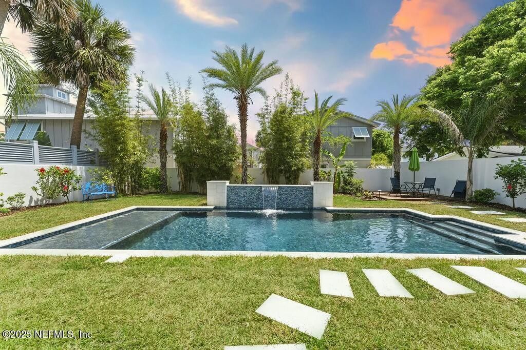 427 N 6th Street, Jacksonville Beach, FL 32250 Photo
