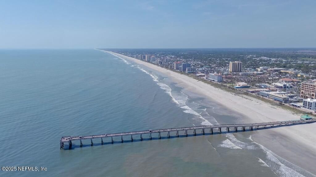 427 N 6th Street, Jacksonville Beach, FL 32250 Photo
