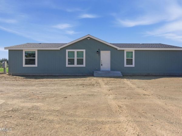 20901 E Park View Lane, Cordes Lakes, AZ 86333