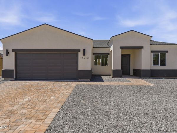 14210 S CAPISTRANO Road, Arizona City, AZ 85123
