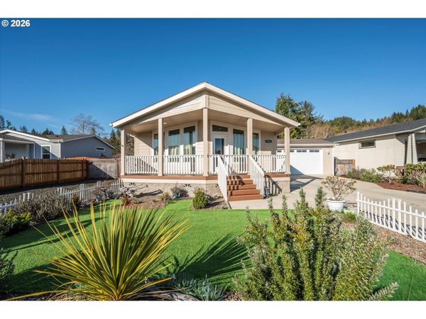 1060 CEDAR LOOP, Lakeside, OR 97449