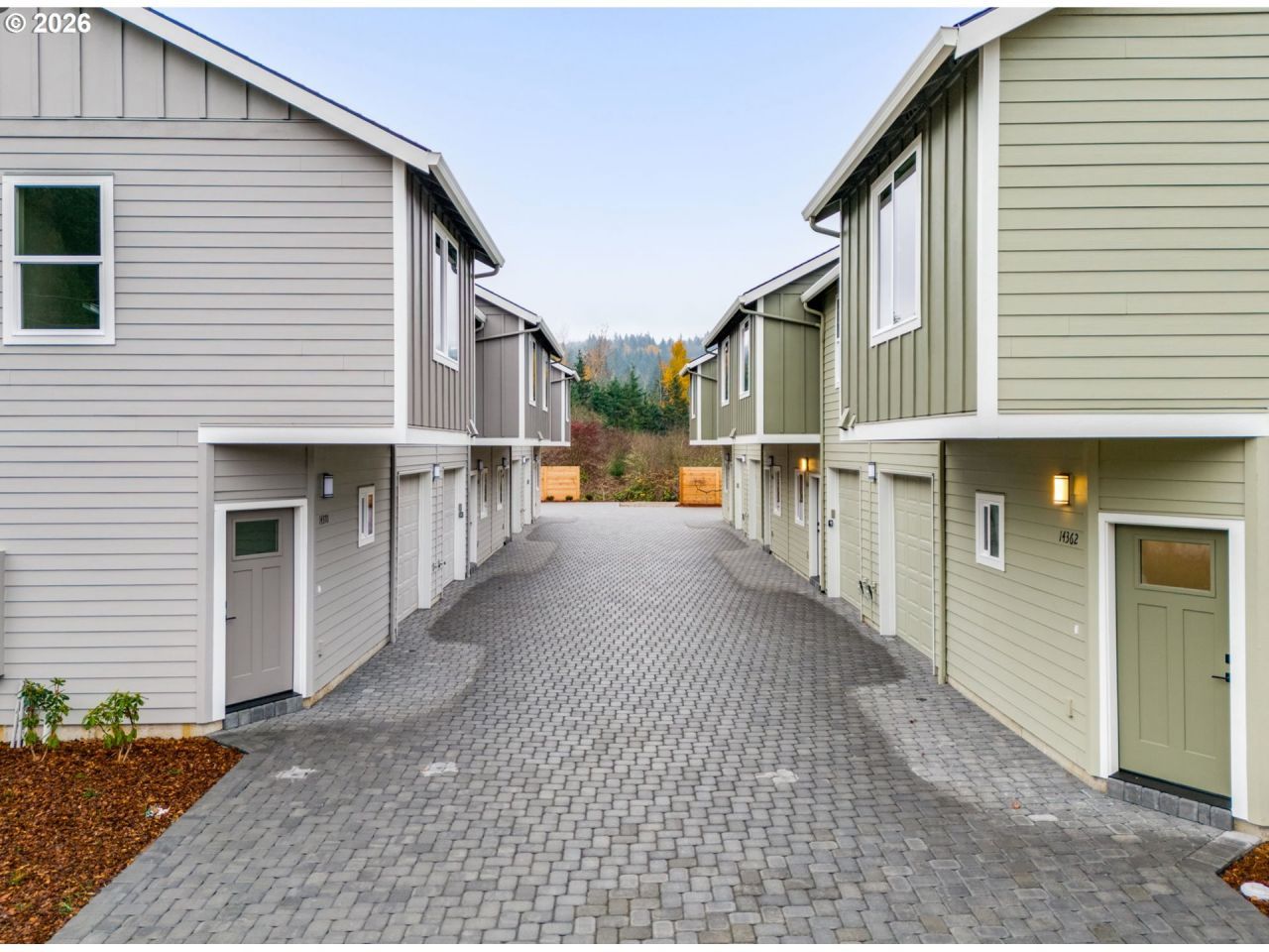 14370 SE Knight St, Portland, OR 97236 Main Photo