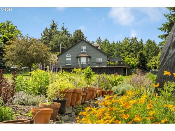 10623 NE FOX FARM RD, Dundee, OR 97115
