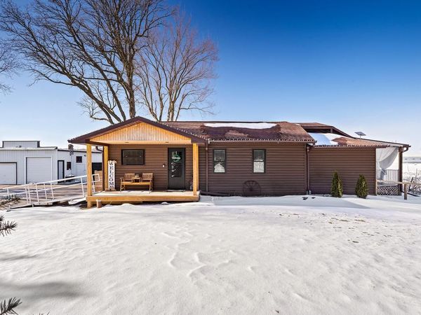 N19587 State Road 93, Galesville, WI 54630