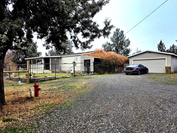12916 SW Wheat Grass Road, Terrebonne, OR 97760
