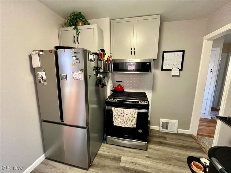 20654 Belvidere Avenue, Fairview Park, OH 44126 Photo 16