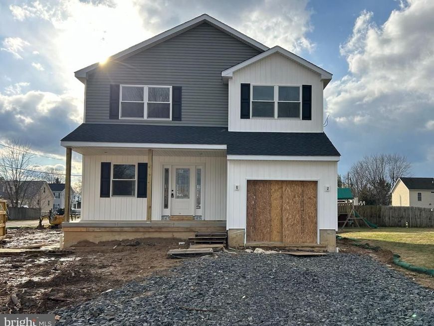 2290 Virginia Ave, Bensalem, PA 19020 Main Photo