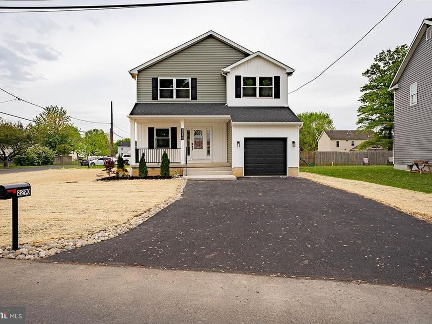 2290 Virginia Ave, Bensalem, PA 19020 Main Photo