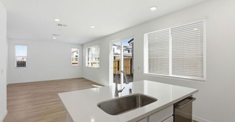 1203 Leonhardt Loop, Lincoln, CA 95648 Photo