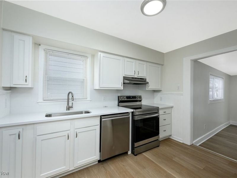 2155 Bailey Road, Cuyahoga Falls, OH 44221 Photo 11