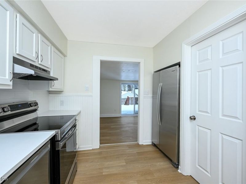 2155 Bailey Road, Cuyahoga Falls, OH 44221 Photo 12