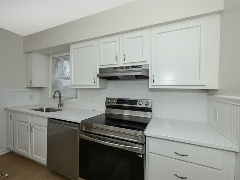 2155 Bailey Road, Cuyahoga Falls, OH 44221 Photo 14