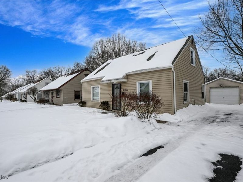 2155 Bailey Road, Cuyahoga Falls, OH 44221 Photo 4