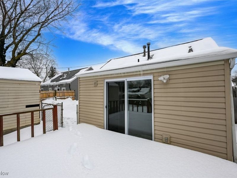 2155 Bailey Road, Cuyahoga Falls, OH 44221 Photo 7