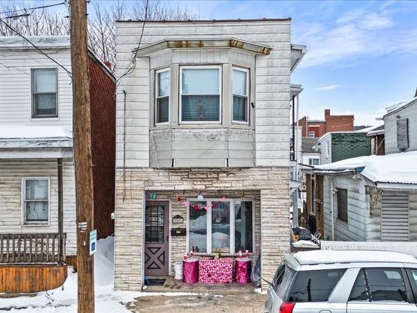 207 W POPLAR STREET, SHENANDOAH, PA 17976