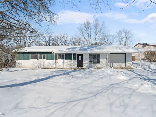 6186 Eldridge Boulevard, Bedford Heights, OH 44146