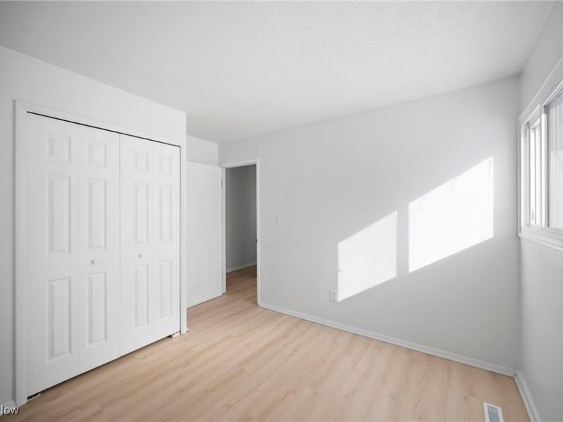 6186 Eldridge Boulevard, Bedford Heights, OH 44146 Photo 25