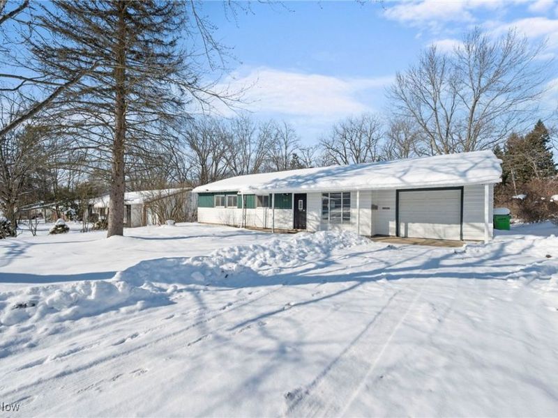 6186 Eldridge Boulevard, Bedford Heights, OH 44146 Photo 8