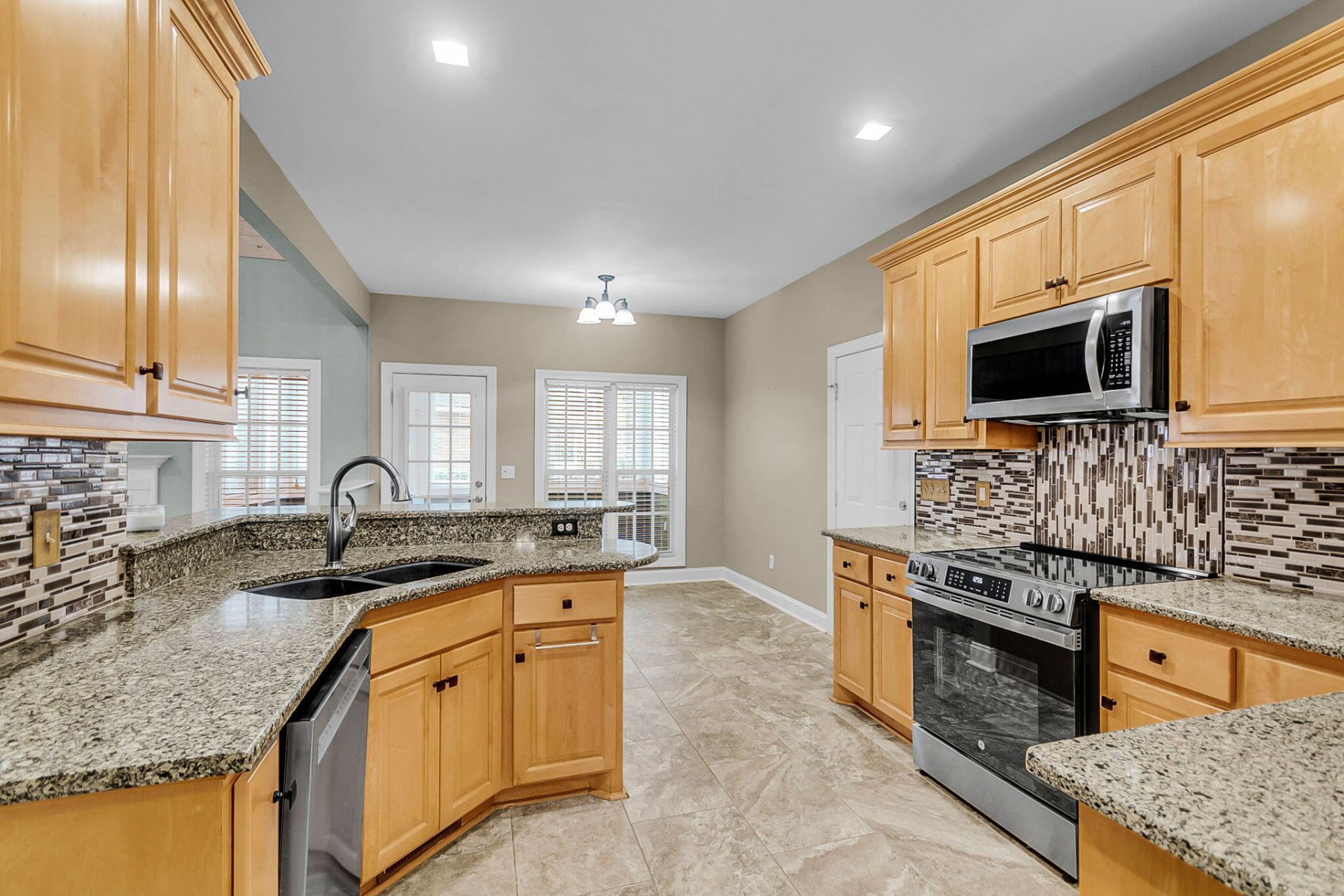 4403 Wild Thicket Lane Photo 12