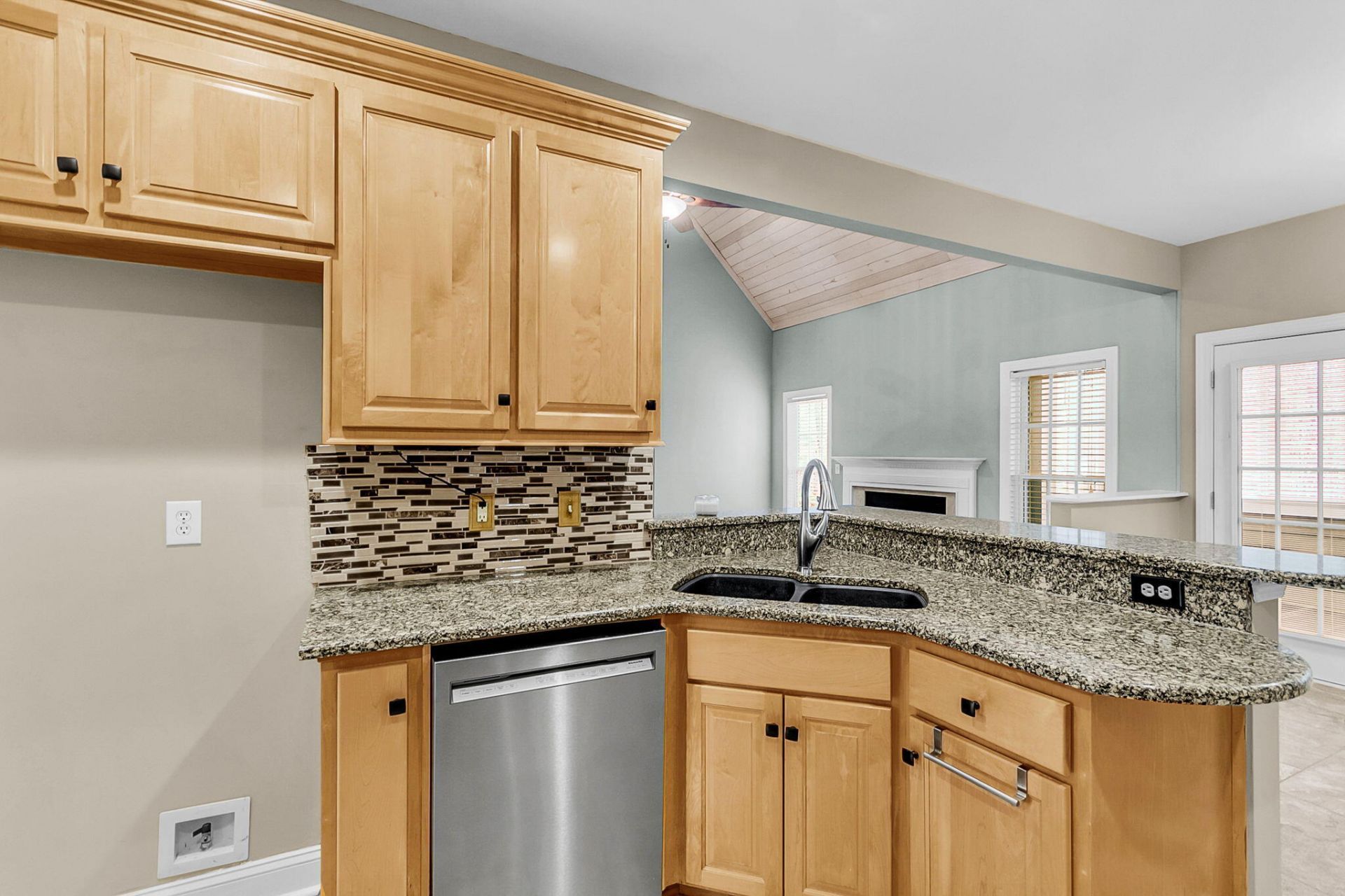 4403 Wild Thicket Lane Photo 13