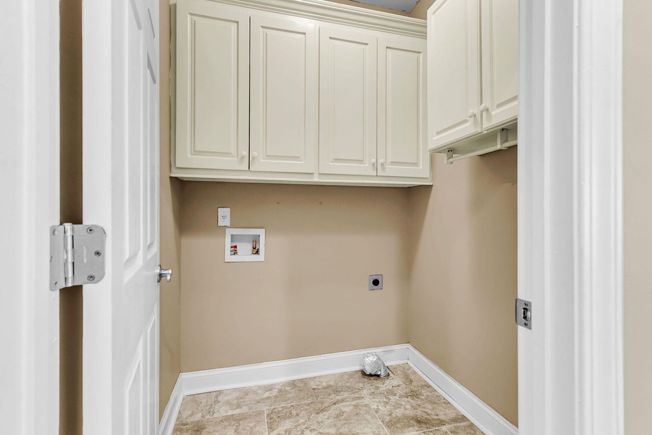 4403 Wild Thicket Lane Photo 25