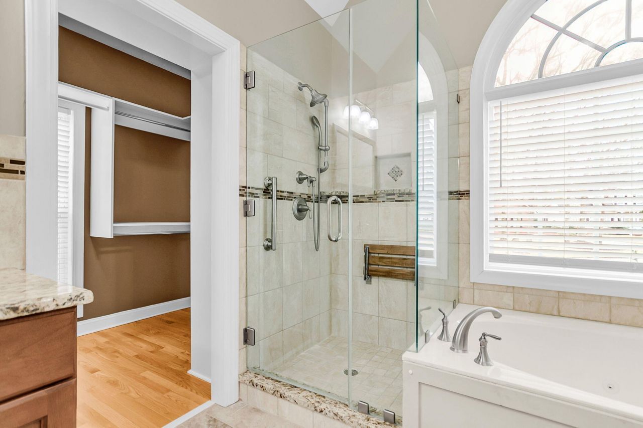 4403 Wild Thicket Lane Photo 35