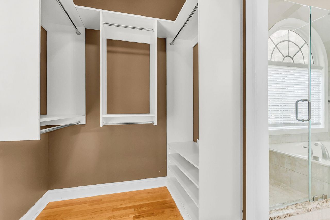 4403 Wild Thicket Lane Photo 36