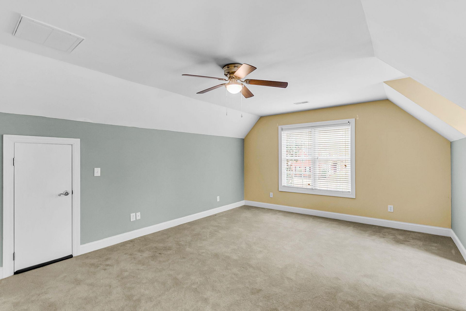 4403 Wild Thicket Lane Photo 47