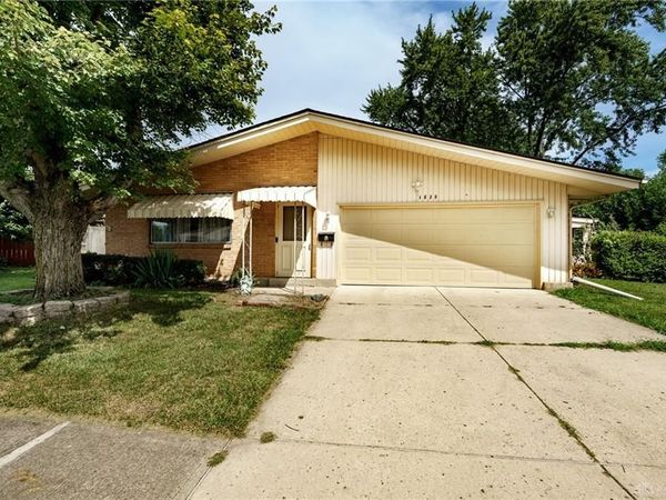 1629 Beaver Creek Lane, Kettering, OH 45429