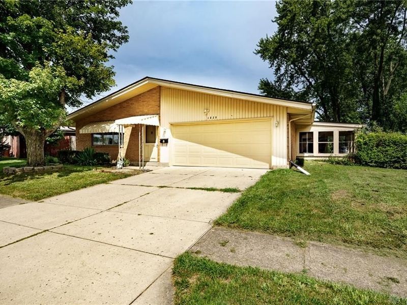 1629 Beaver Creek Lane, Kettering, OH 45429 Photo 4