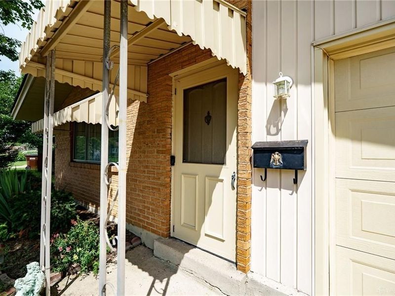 1629 Beaver Creek Lane, Kettering, OH 45429 Photo 5