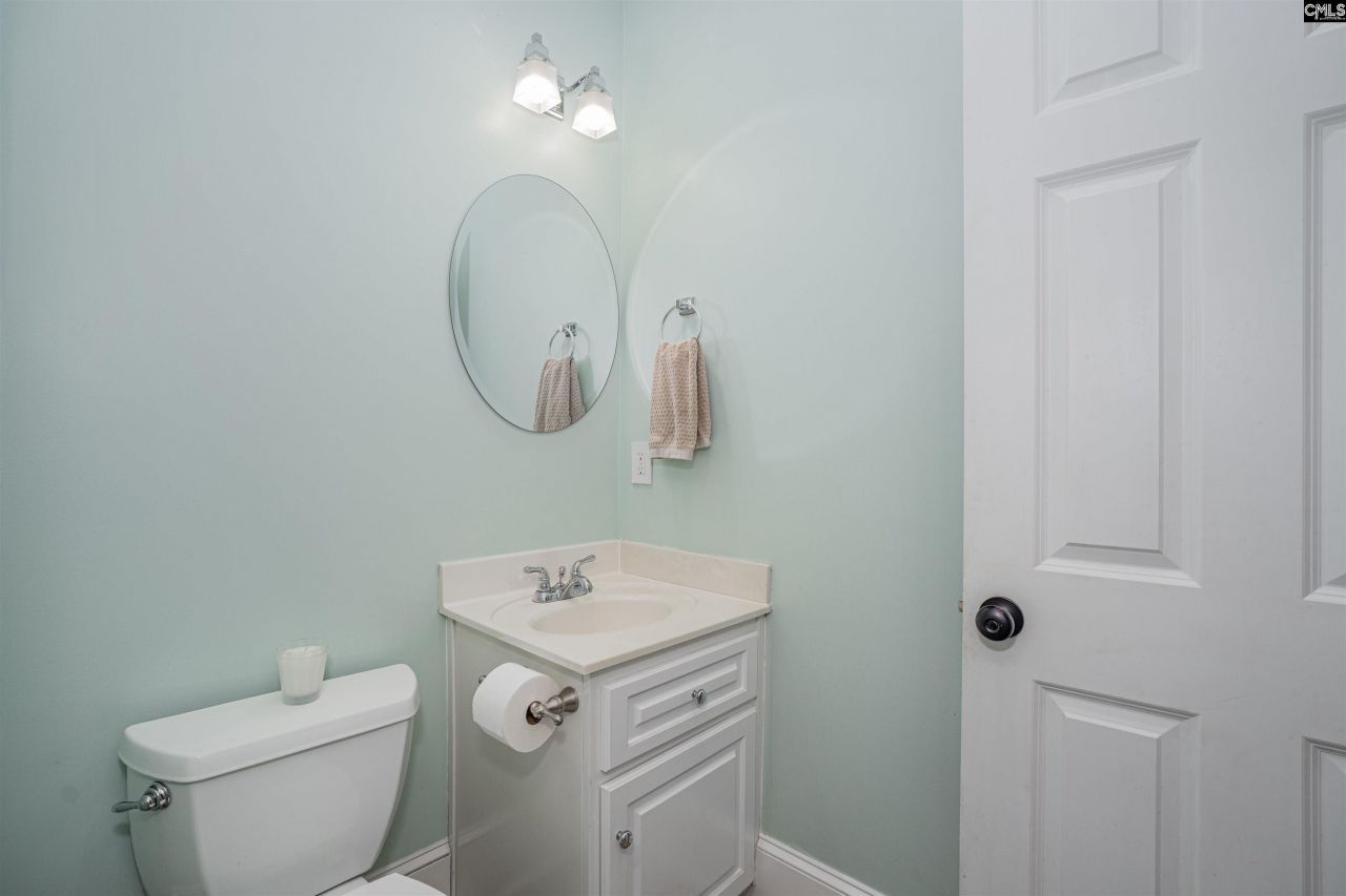 301 Steeple Crest N Photo 26