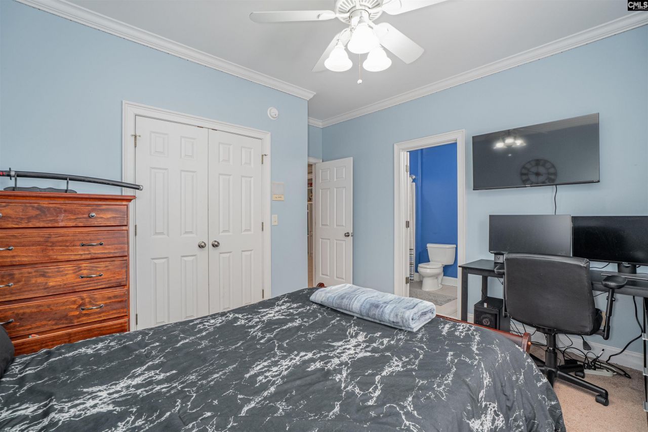 301 Steeple Crest N Photo 34