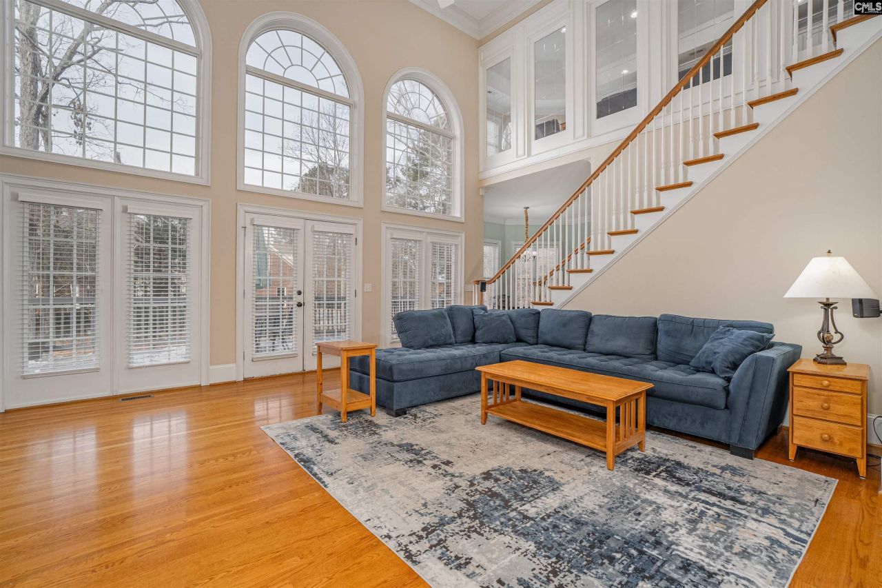 301 Steeple Crest N Photo 7