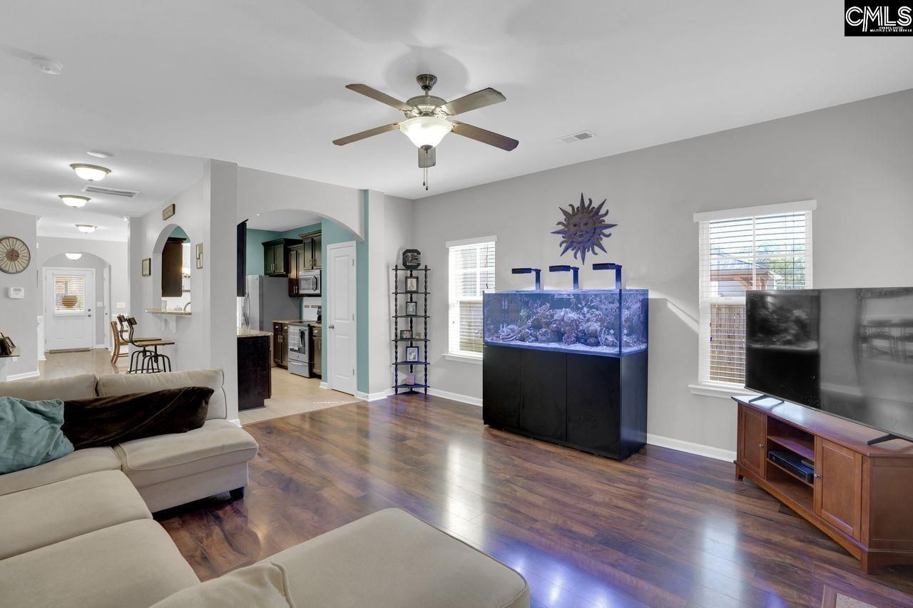 445 Crawley Lane Photo 14