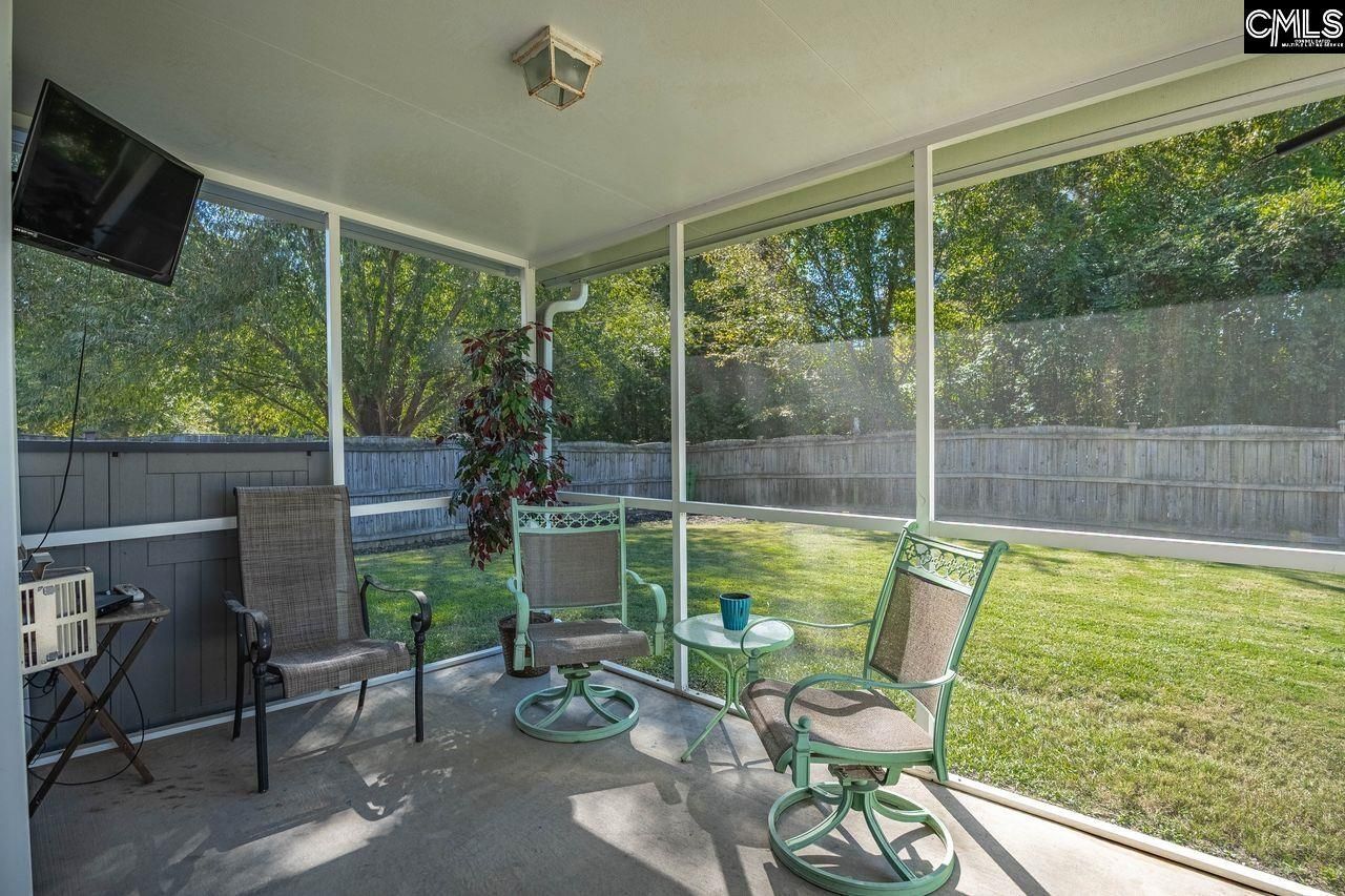 445 Crawley Lane Photo 32