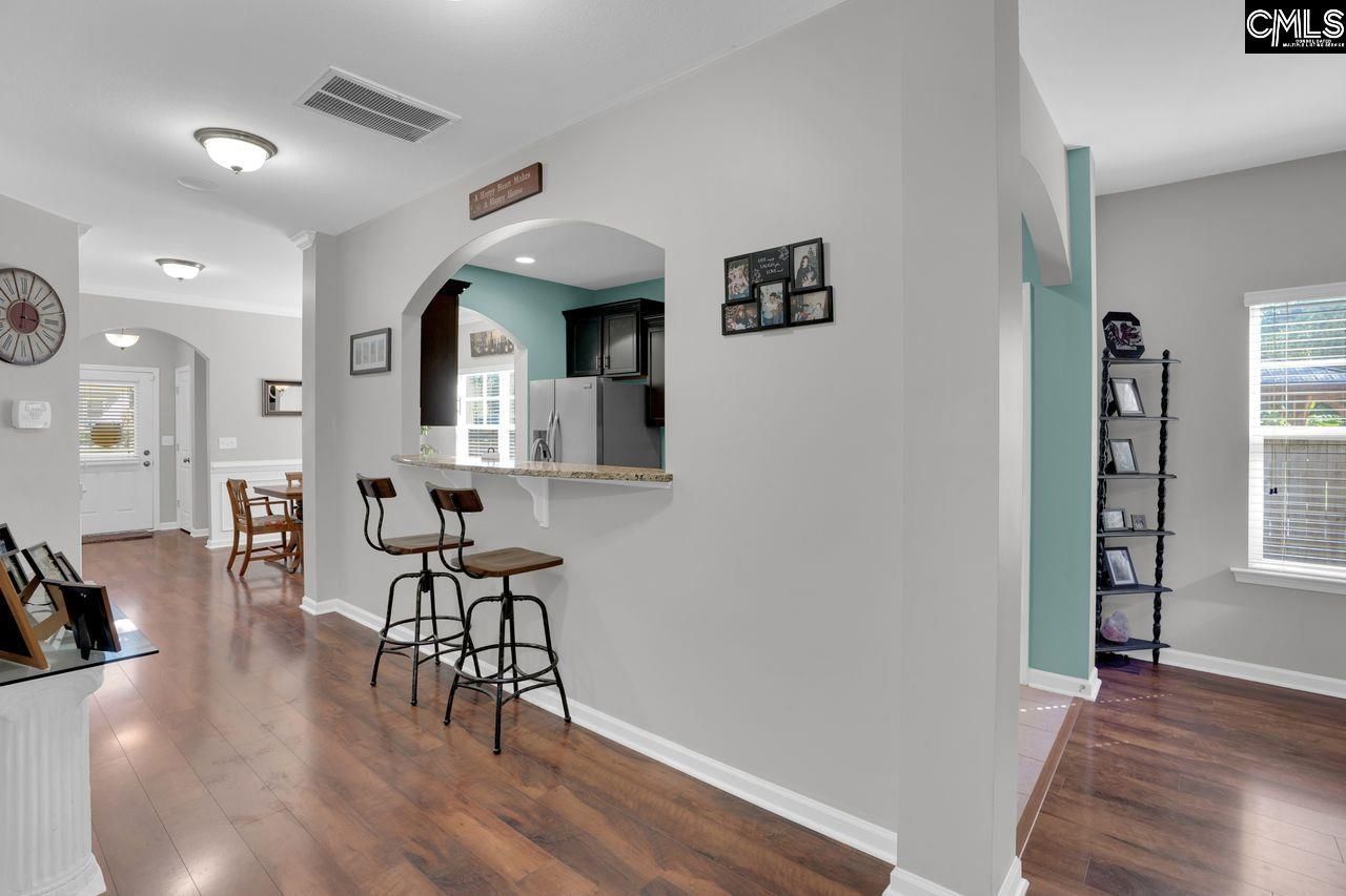 445 Crawley Lane Photo 9