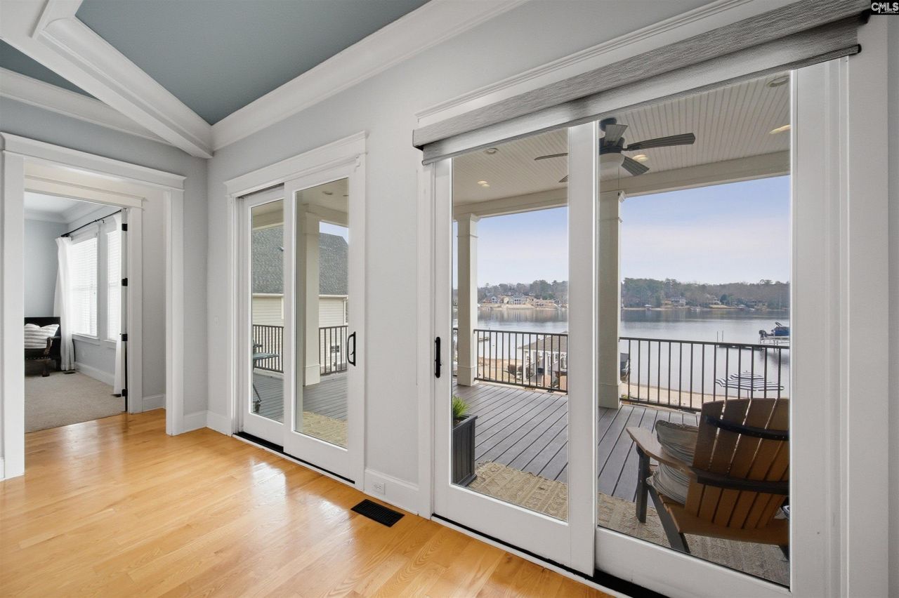 516 Harbor Heights Drive Photo 13