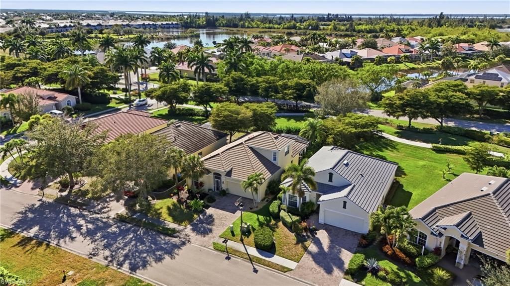 2452 Blackburn Cir, Cape Coral, FL 33991 Photo