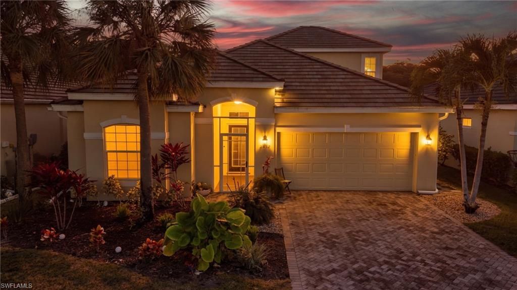 2452 Blackburn Cir, Cape Coral, FL 33991 Photo