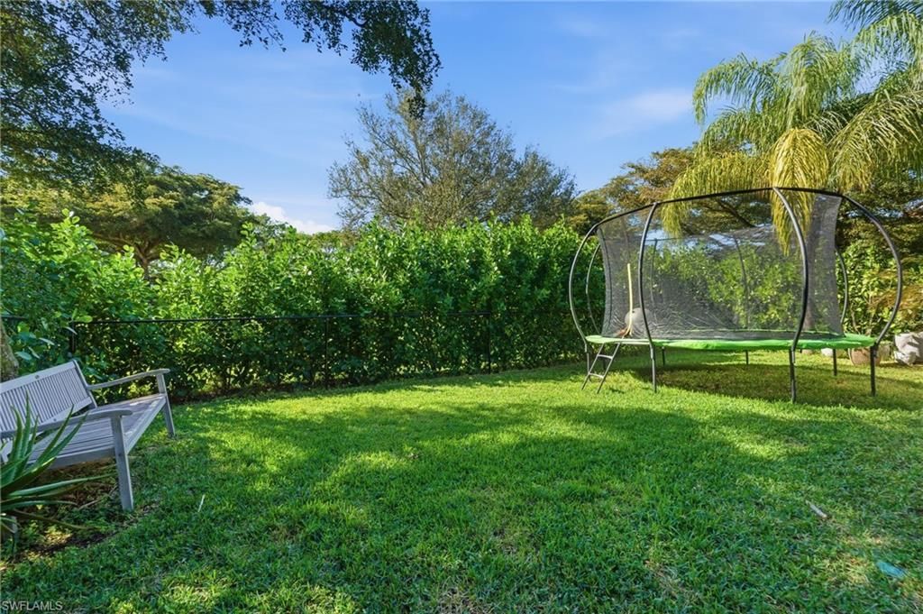 2452 Blackburn Cir, Cape Coral, FL 33991 Photo