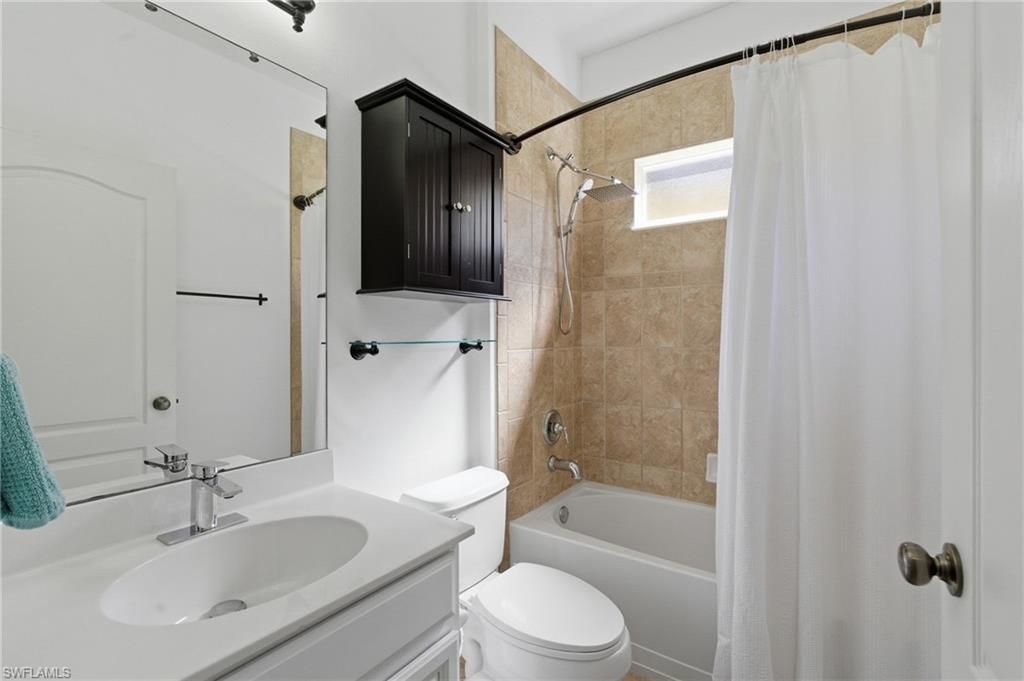 2452 Blackburn Cir, Cape Coral, FL 33991 Photo