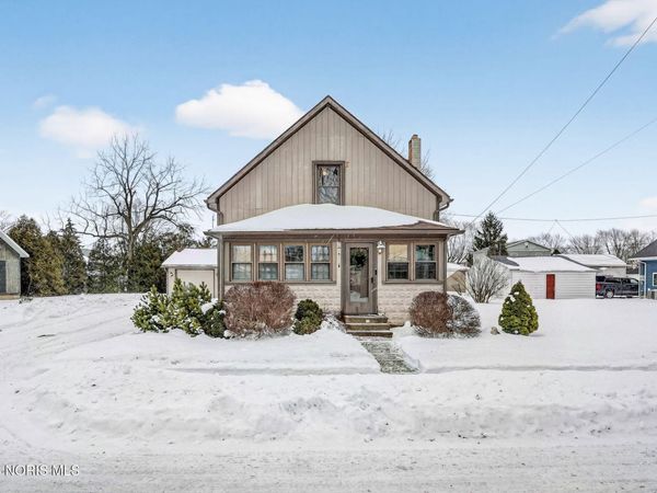 330 Fifth Street, Clay Center, OH 43408