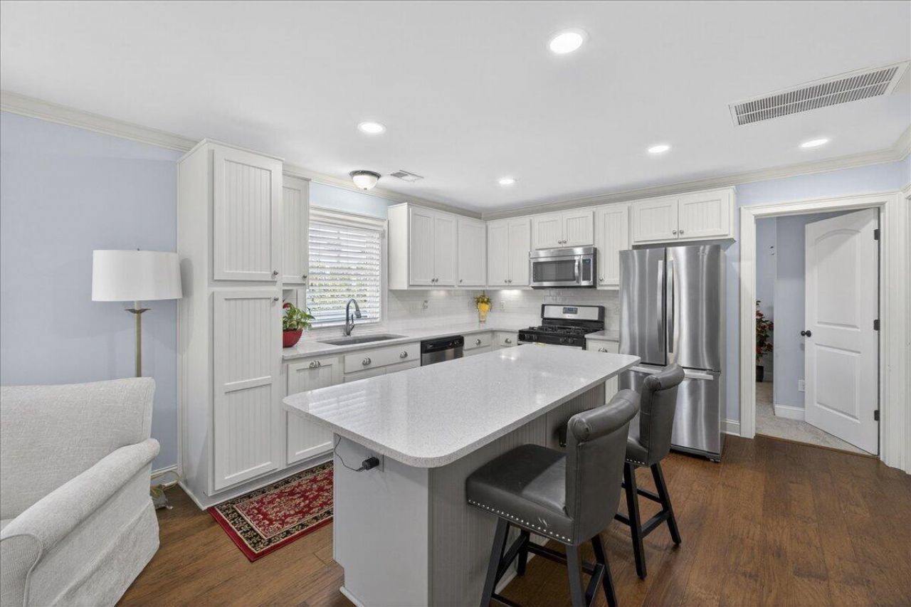 1104 Beresford Run Photo 24