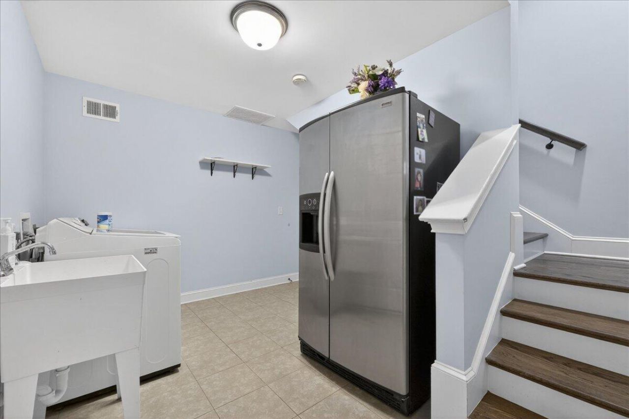 1104 Beresford Run Photo 33