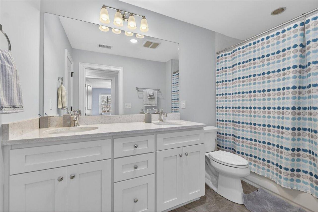 1104 Beresford Run Photo 38