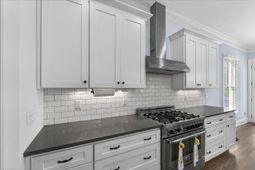 1104 Beresford Run photo 4